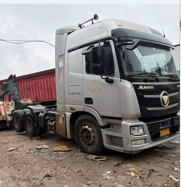 4月21日厦门市闽DG7373欧曼牌重型半挂牵引车（不含车牌）网络拍卖公告