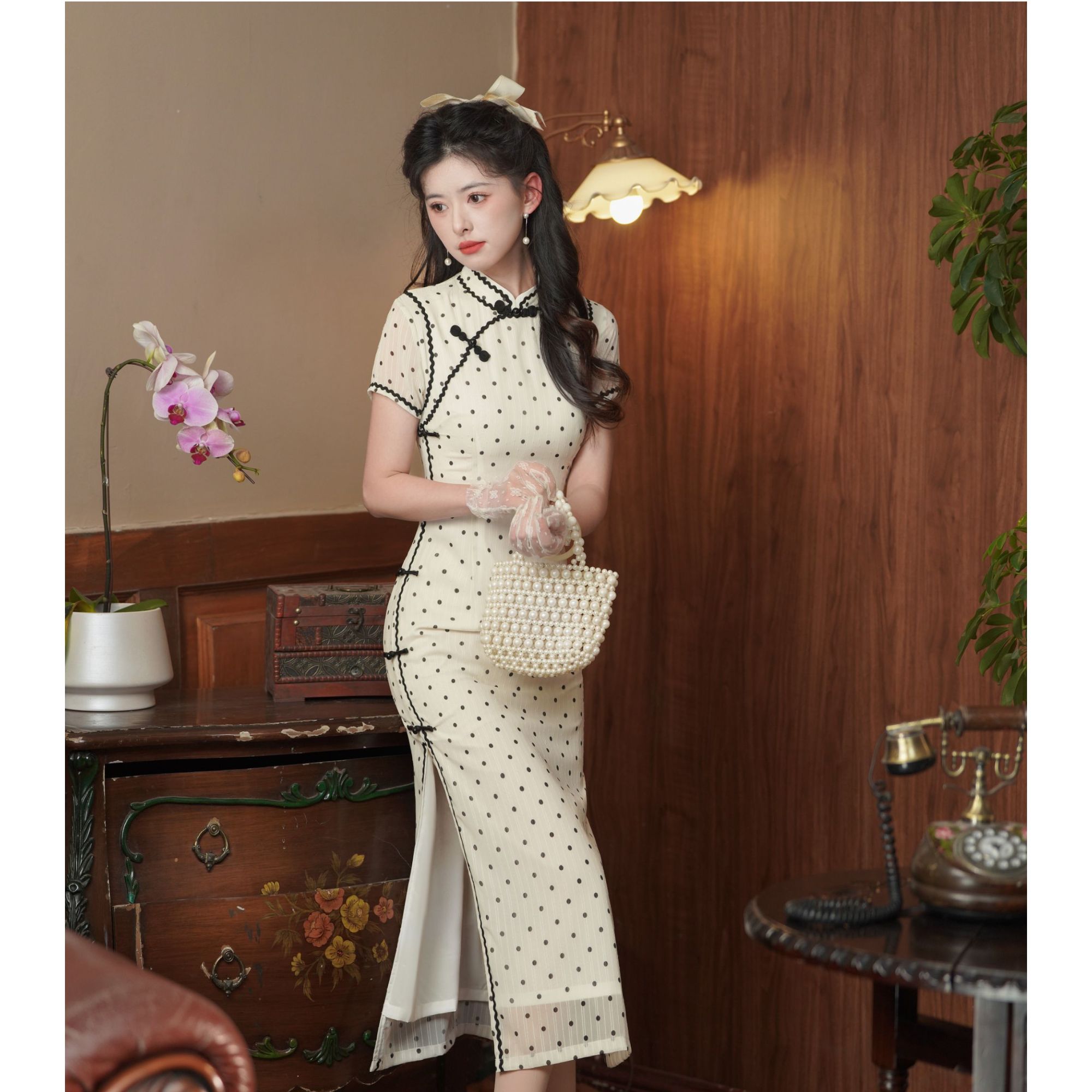 《闭月羞花》修身低领夏季白色改良旗袍2025新款年轻款少女订婚57