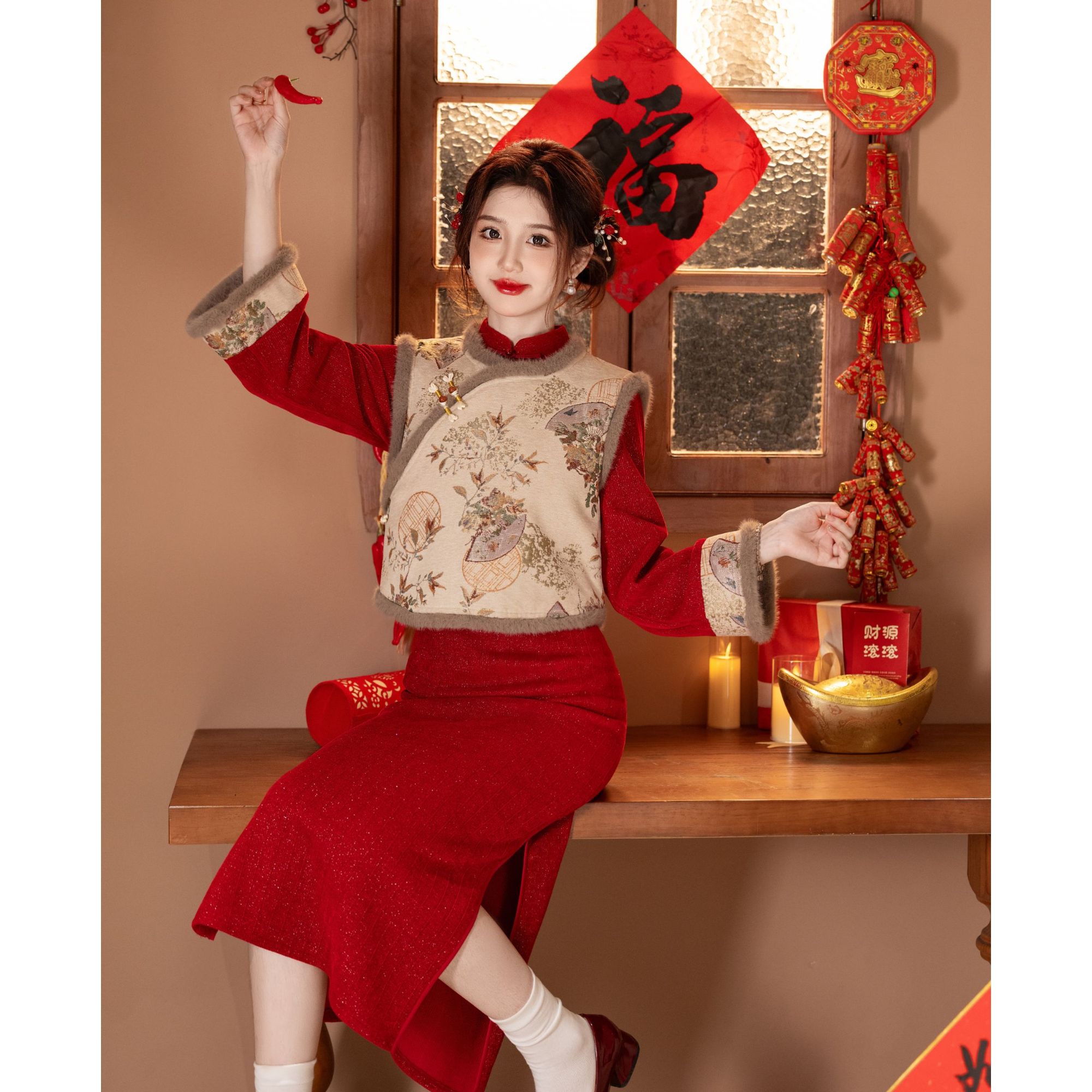 红色旗袍女2025秋冬季新款马甲套装过年拜年服新年加绒加厚连衣裙