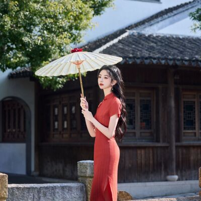 江南国风红色送考旗袍2025年新款书香气息文艺条纹连衣裙日常可穿