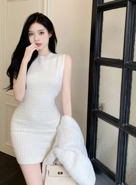 纯欲风针织连衣裙女夏季新款辣妹性感优雅气质无袖修身包臀短裙子