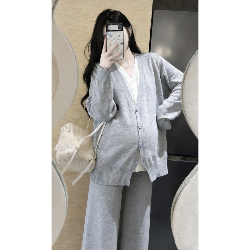 孕妇装春秋套装时尚款假两件针织开衫上衣显瘦阔腿裤2026年韩版