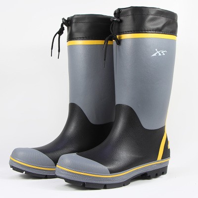 超高春夏钢钉底橡胶防滑登礁雨鞋