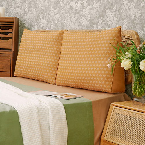 软包床头阳春小镇舒适