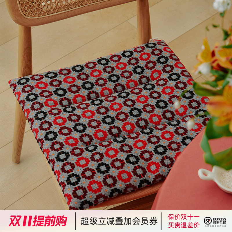 阳春小镇椅垫坐垫家用四季通用防滑餐桌实木迎新春学生教师凳子垫