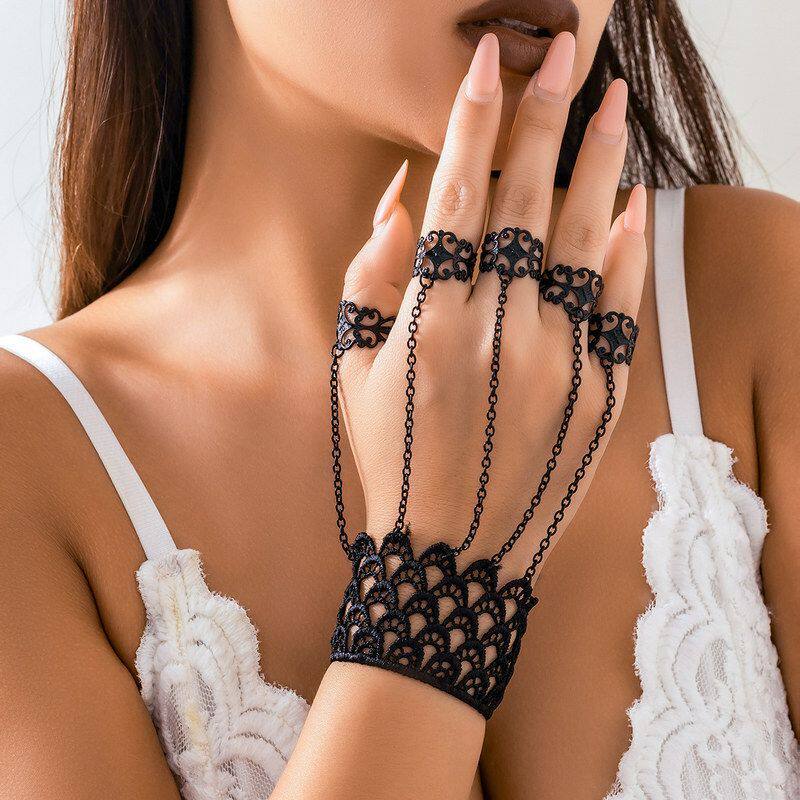 欧美跨境饰品万圣节哥特风链条连指手链女个性锥形指甲链指环手饰