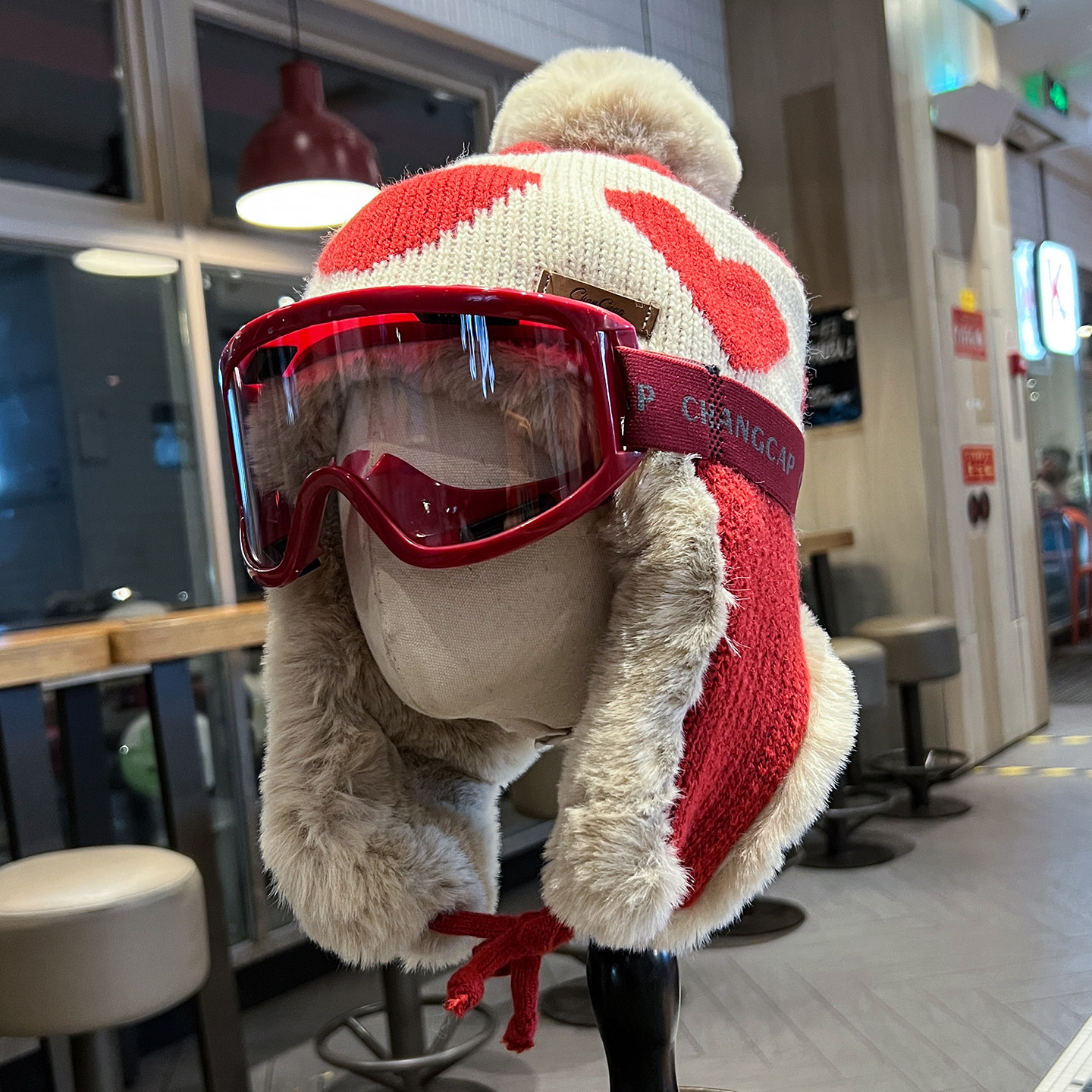 东北毛绒帽子女冬季加厚加绒护耳雷锋帽户外骑车护目镜飞行员帽男,服饰配件/皮带/帽子/围巾,帽子,淘宝优惠券,粉丝福利购,淘宝优惠卷