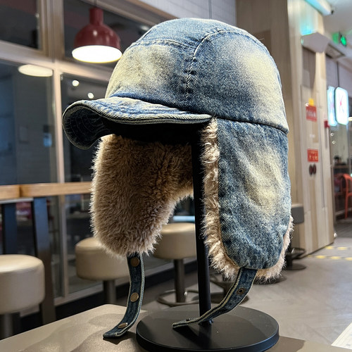 2025新款复古牛仔雷锋帽男女冬季加厚毛绒护耳帽子户外骑车套头帽