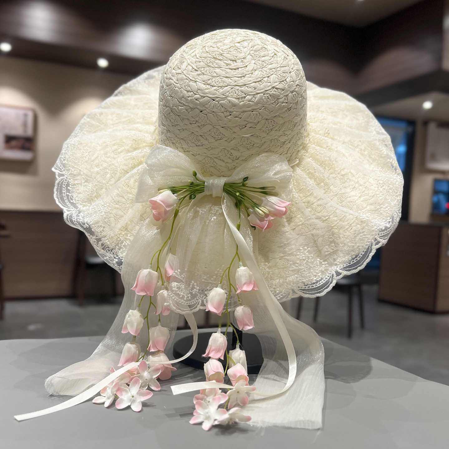 蕾丝蝴蝶结大帽檐草帽女春天出游遮阳帽子夏季海边度假防晒太阳帽