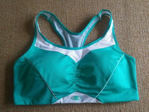 无钢圈防震运动内衣健身