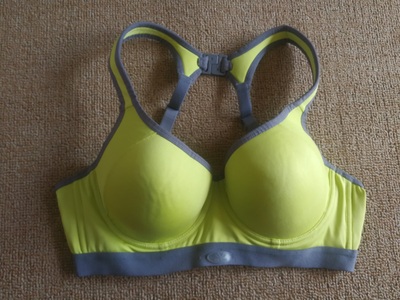 专业大码防震运动内衣固定