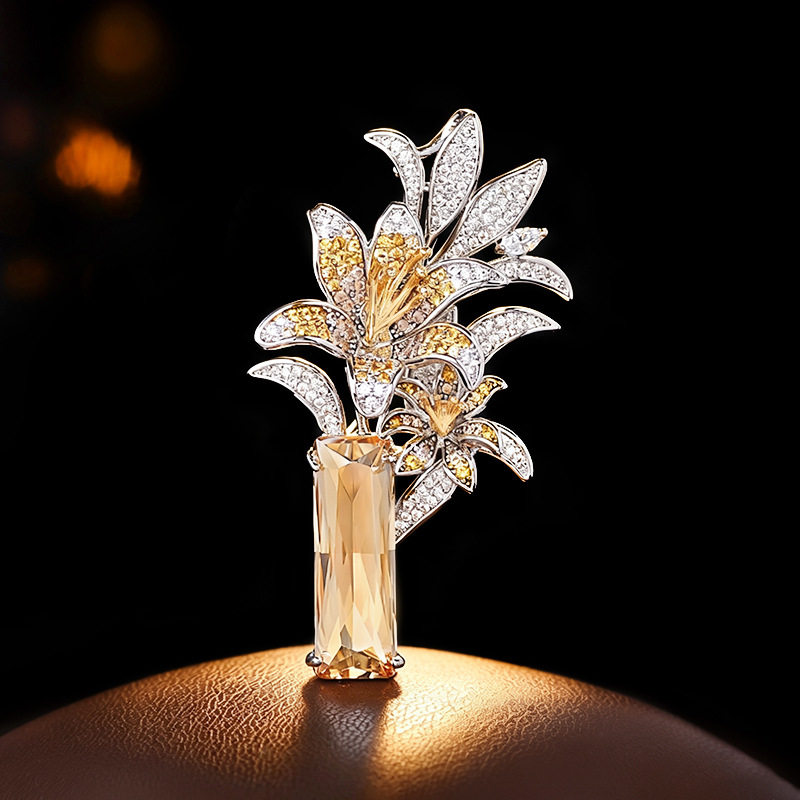 香槟锆石花瓶百合胸针 满钻花朵胸花 轻奢重工别针西装大衣配饰女