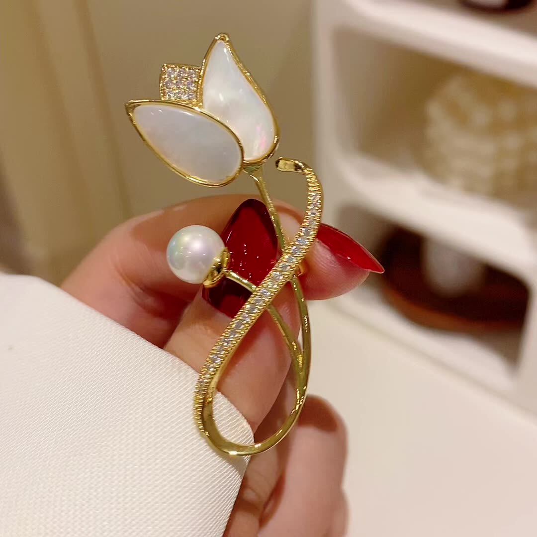 天然贝壳郁金香花朵胸针设计感潮
