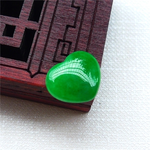 天然缅甸翡翠满绿冰种戒面老坑阳绿心型戒面女款帝王绿戒指指环