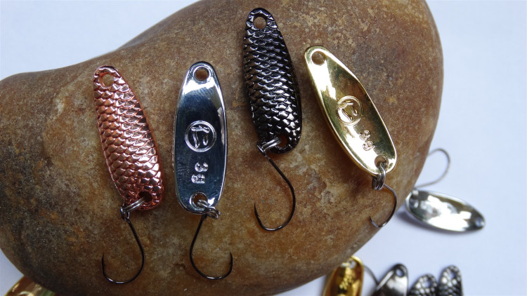 仁智户外2克白条马口幽鳞亮片