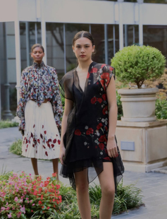 印花真丝连衣裙 女装 KHAITE 2026春夏新款 两件套 黑色短袖