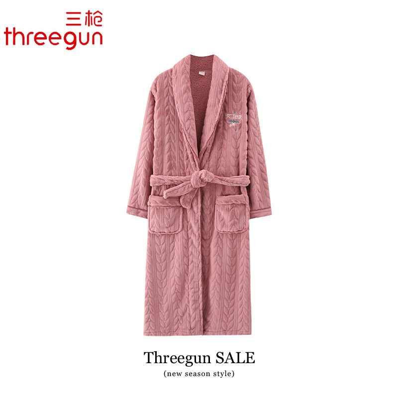 THREEGUN/三枪保暖珊瑚绒睡袍女