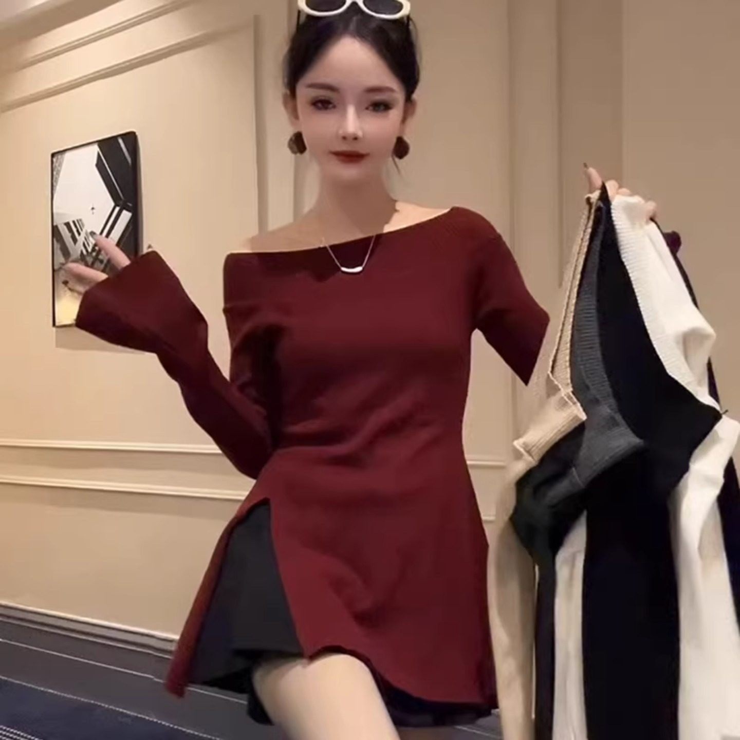 酒红色显瘦百搭喇叭袖上衣一字肩气质针织衫开叉收腰时尚毛衣,女装/女士精品,毛针织衫,淘宝优惠券,粉丝福利购,淘宝优惠卷