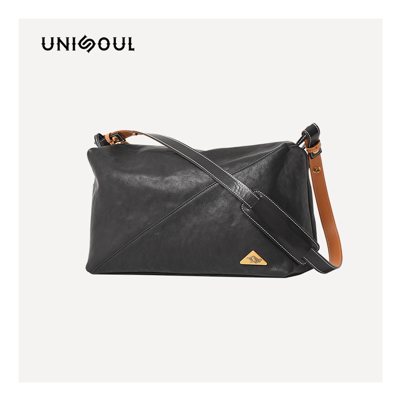 UNISOUL经典黑系列 斜挎包男包真皮背包潮牌单肩包男