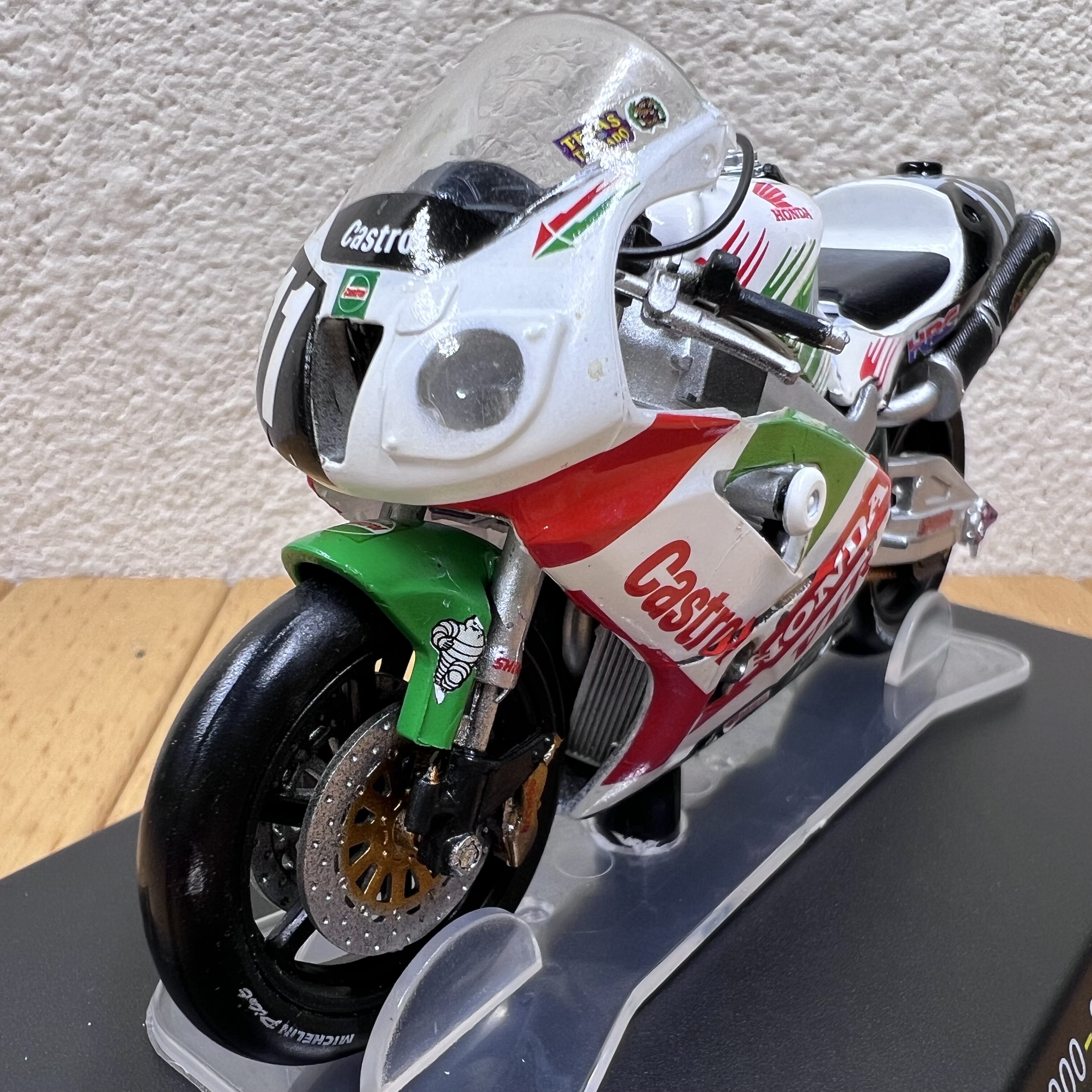 1:18本田VTR 1000-8h二冲程摩托车合金模型摆件 铃鹿耐力赛赛车