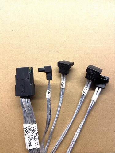 安费诺硬盘数据正向线MiniSAS SFF8087转4SATA直通阵列卡1分4弯头
