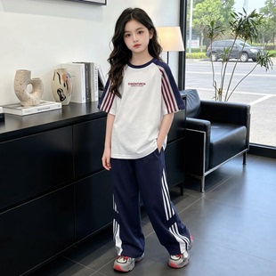 女童夏装短袖运动套装2026新款童装三条杠拼接T恤女大童休闲裤潮