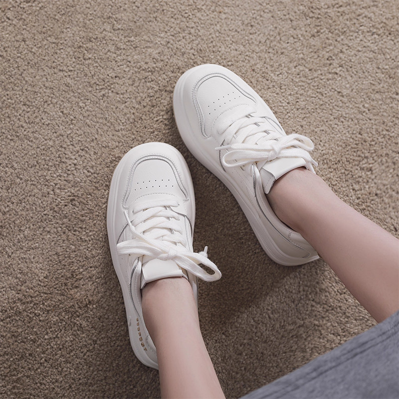 杰豪女鞋真皮休闲板鞋女2025秋季新款小白鞋舒适百搭韩版ins潮鞋