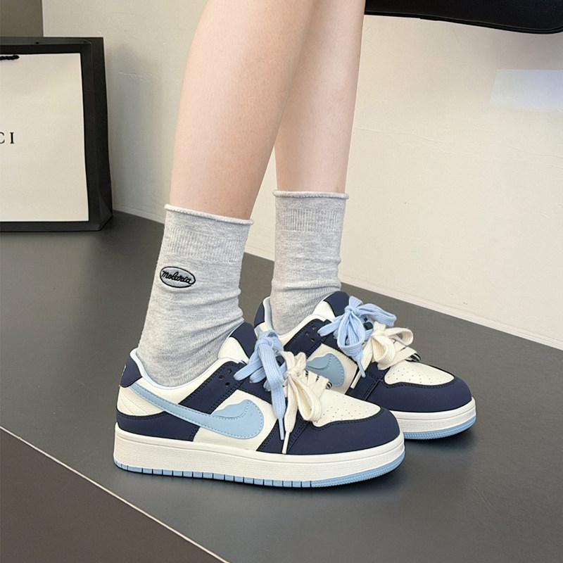 杰豪女鞋2026春新款拼色板鞋正品