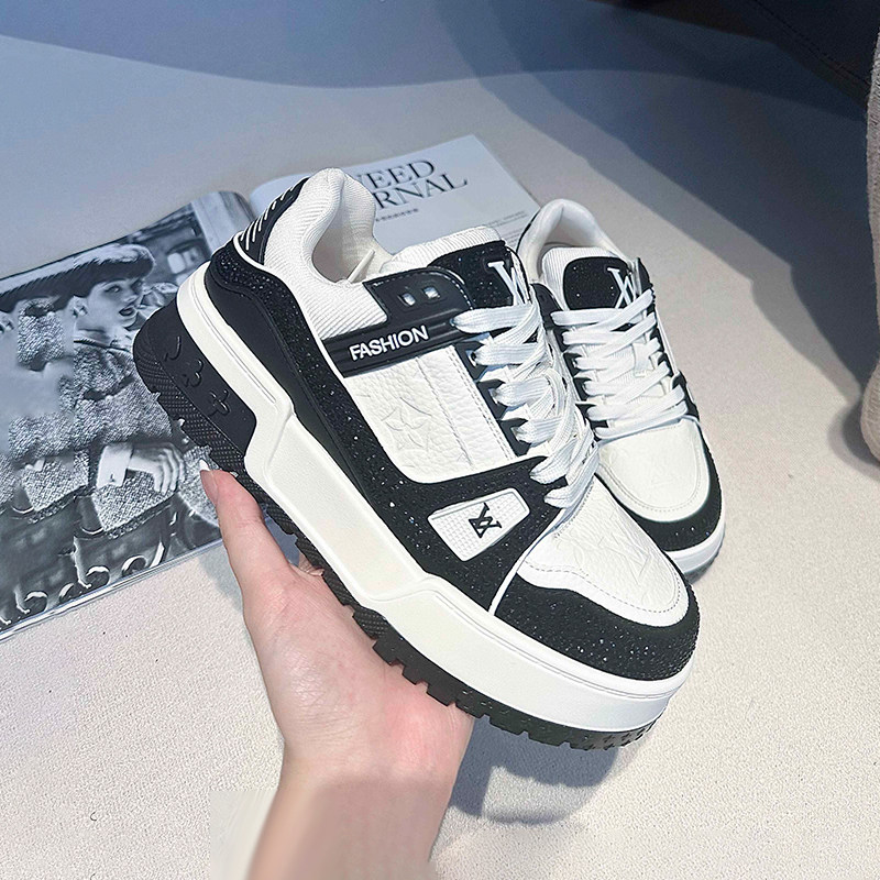 杰豪女鞋真皮爆款休闲板鞋女2024新款时尚板鞋舒适百搭韩版ins潮