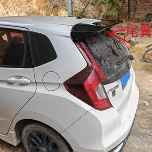 适用于本田飞度尾翼2014-2020款飞度 FIT改装RS顶翼18带灯GK5尾翼