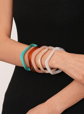 简约亚克力不规则几何素圈手镯
