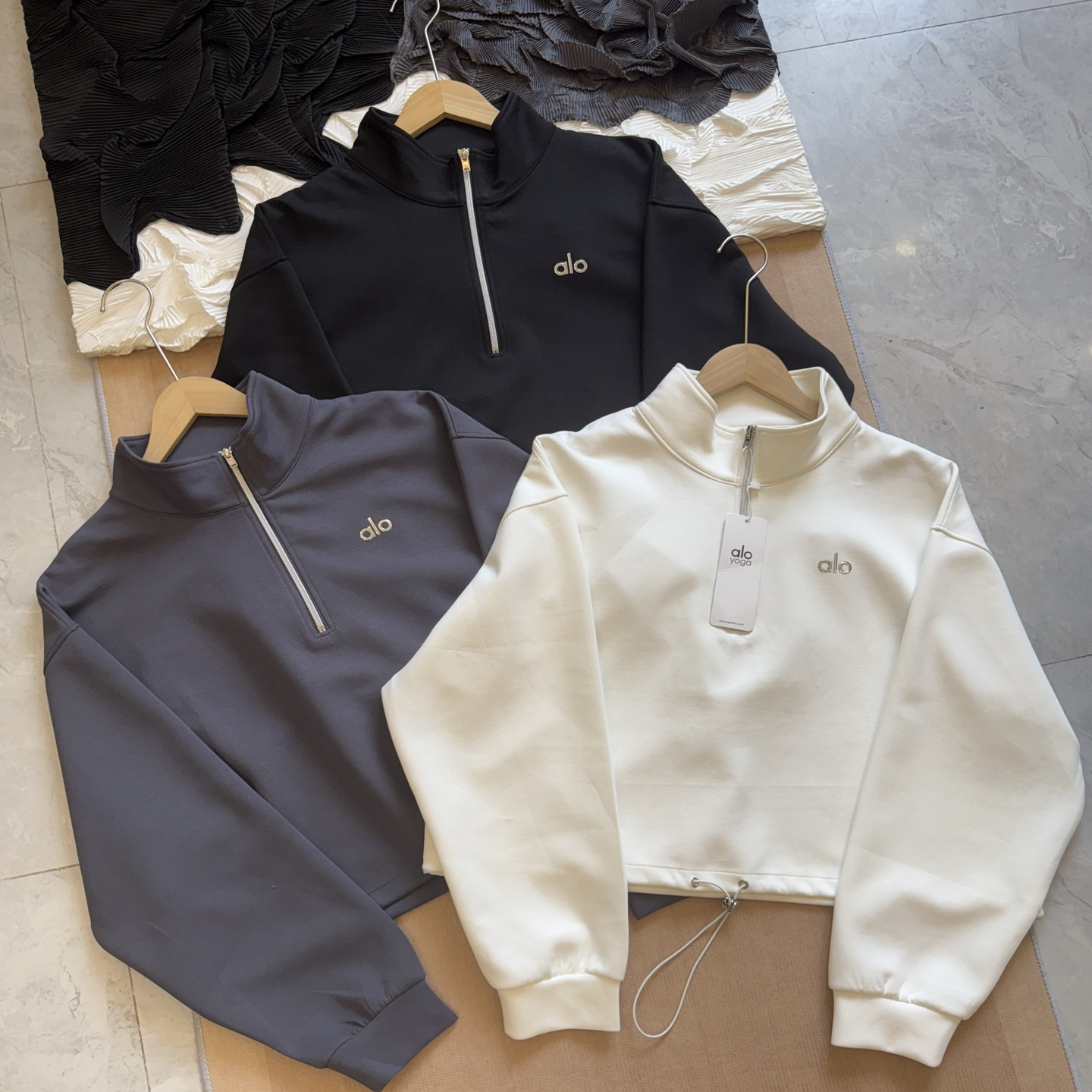 正品现货ALO女士半拉链高克重卫衣秋冬银色logo长袖外套纯棉百搭