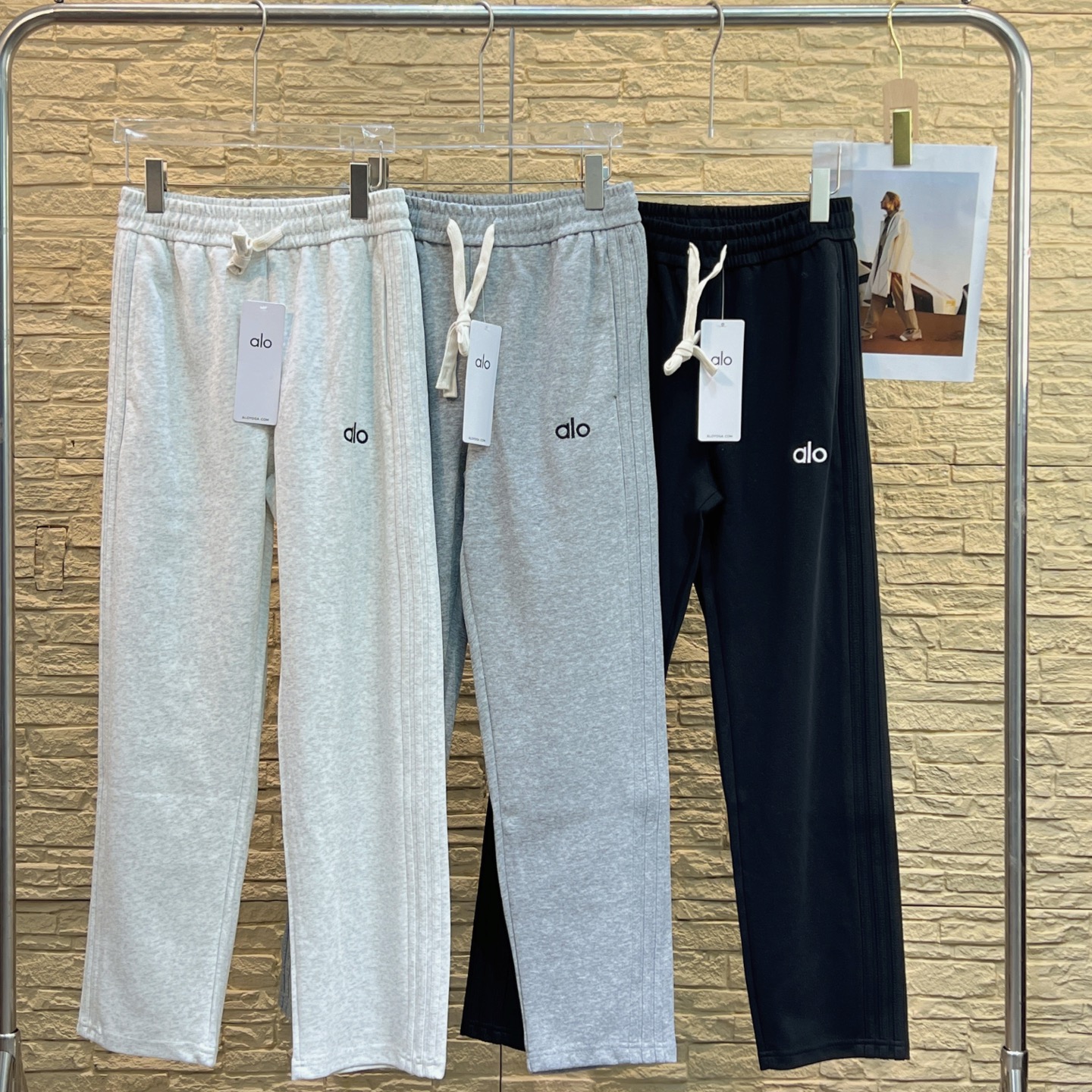 正品现货ALO男女卫裤刺绣logo时尚百搭休闲抽绳运动情侣秋冬长裤