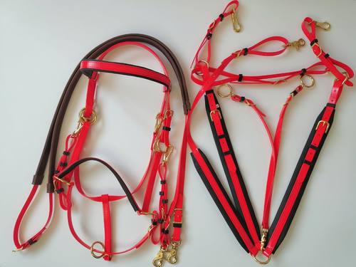 tpu材质耐力水勒胸带缰绳