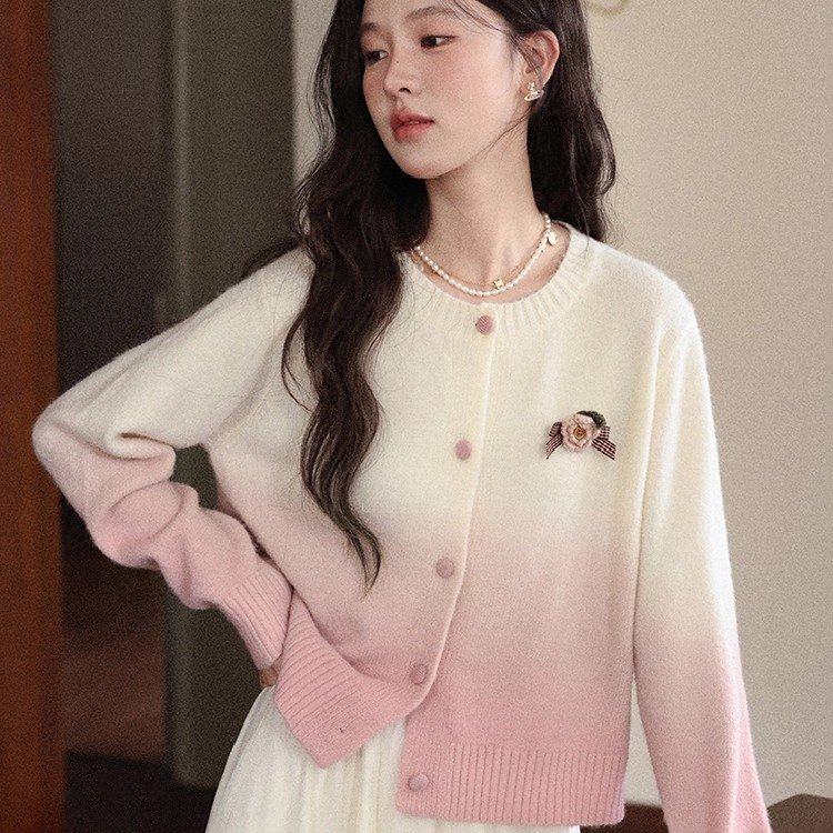 渐变粉色圆领针织衫女秋季新款甜美气质长袖上衣开衫外套