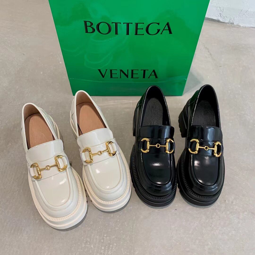 佰诗奴女鞋2022早秋新款小个子粗跟乐福鞋深口单鞋538120065