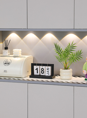 速发门厅玄关收纳盒鞋柜装饰品摆件入户轻奢客口电视柜家居高感级