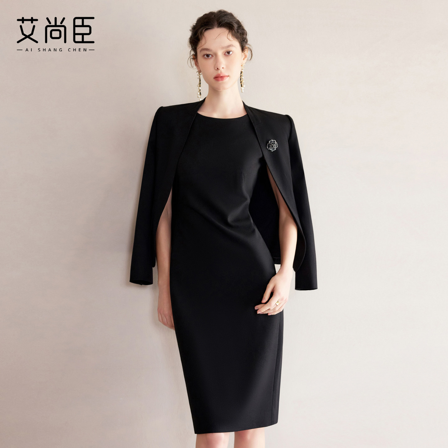 艾尚臣黑色西装外套女早秋气质名媛轻职场正装青果领商务西服套装