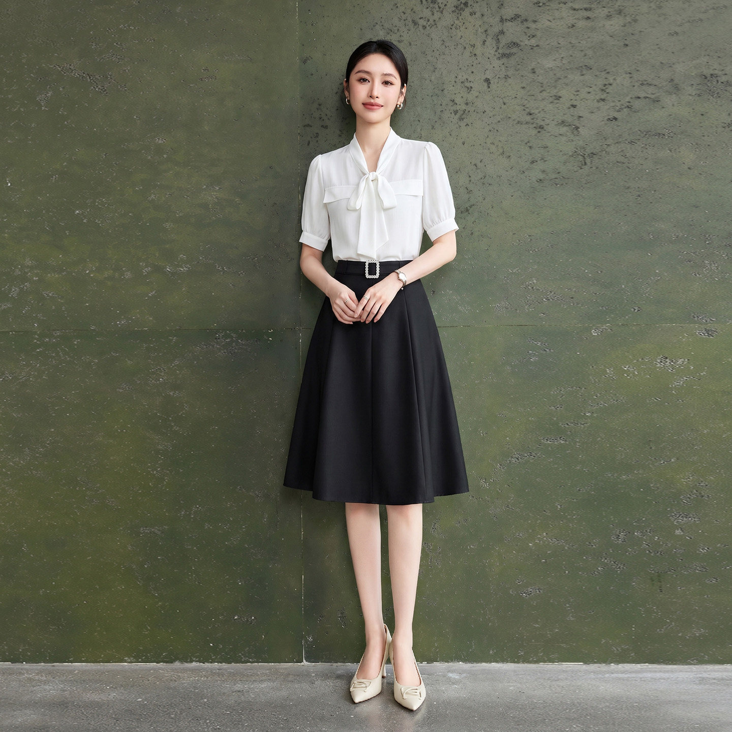 钟老板白色飘带衬衫黑色伞裙套装女夏季显瘦通勤面试职业装两件套