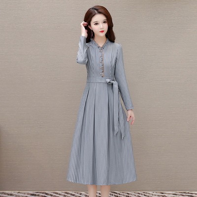 速发2025年新妈V领长袖条纹气质连衣款洋气贵夫人裙妈裙子