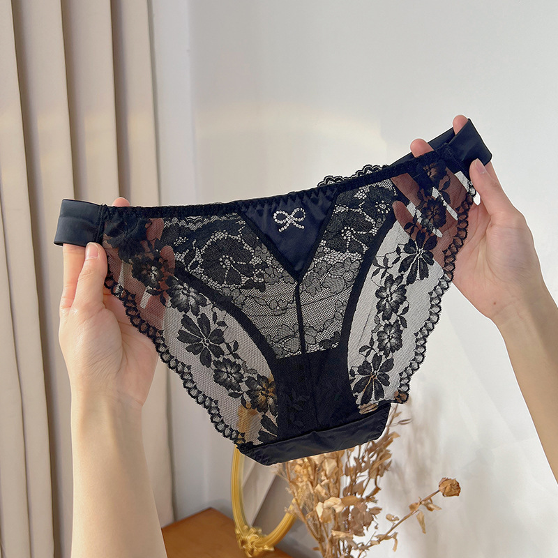 法式轻奢性感蕾丝内裤女士低腰无痕透气三角裤头新高开叉时尚