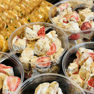 雪花酥打包盒透明曲奇饼干牛轧糖炒货蜜饯干果坚果奶枣糕包装盒子