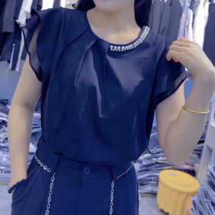 衣服 领口钉珠雪纺女上衣2024夏短袖 飞袖 t恤褶皱小衫 黑色气质时尚