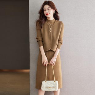 马甲连衣裙两件套女秋冬新款宽松半高领打底衫洋气时尚毛衣裙套装