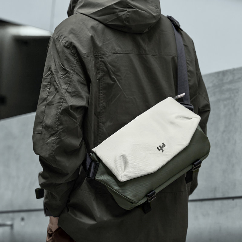 斜挎包男士2025新款休闲时尚