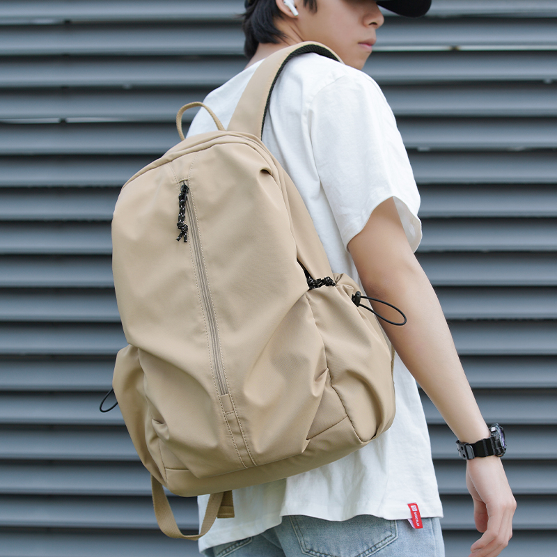 书包男生大学生简约背包