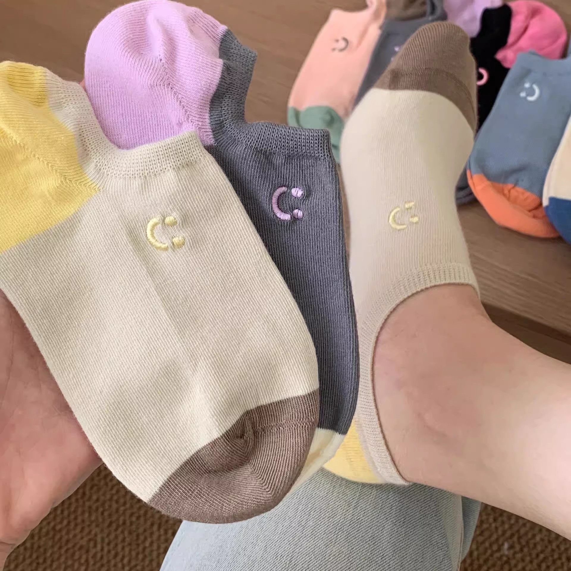 笑脸袜子女船袜春夏季薄款防滑不掉跟ins潮日系撞色可爱浅口短袜,女士内衣/男士内衣/家居服,长筒袜,淘宝优惠券,粉丝福利购,淘宝优惠卷