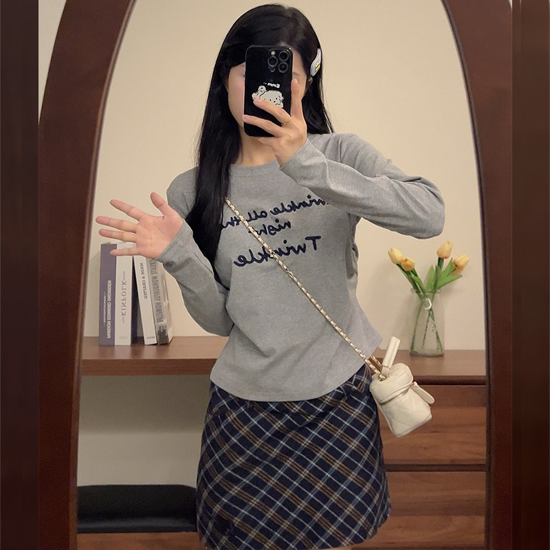 正肩浅灰色t恤女长袖秋季2024