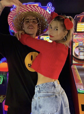 游园小公主 辣妹Hailey同款 红色针织开衫 复古高腰短款毛衣上衣