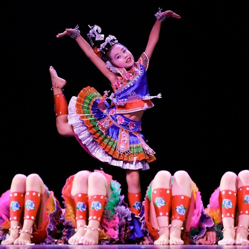 速发第十届小荷风采踩彩舞演演数服儿童苗族侗族少出民族舞蹈表蹈